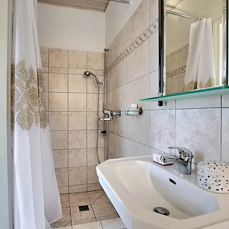 Romantic Terrace With View - Happy Apartamento