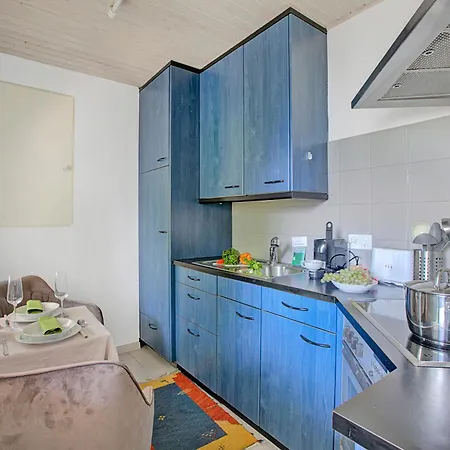 Romantic Terrace With View - Happy Apartamento